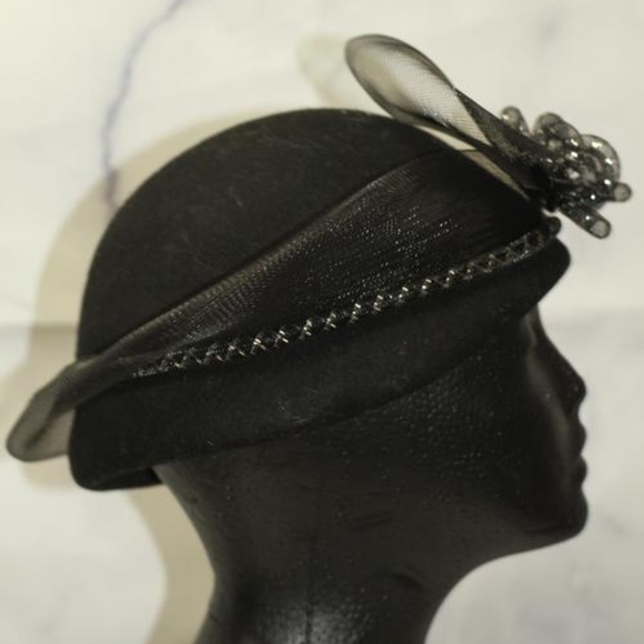 Black Wool & Lace Clouche Hat main image 7